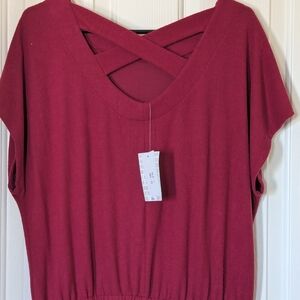 LuLaRoe Isla Cross back Dress. Maroon. Hacci Fabric. Size L (14-16)